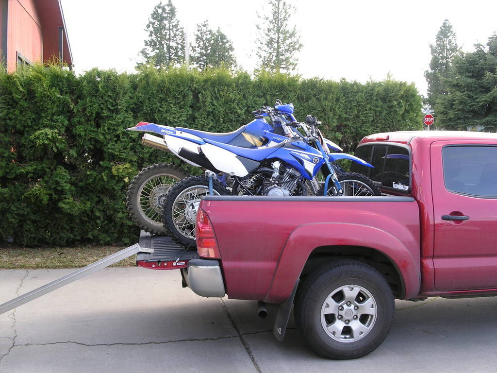 toyota tacoma hauling dirt bikes #4