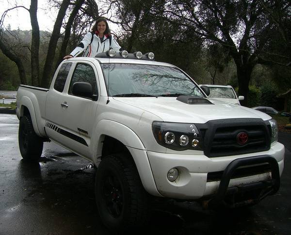 toyota tacoma roof rack light bar #6