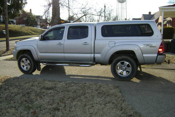 2009 Toyota tacoma double cab short bed dimensions