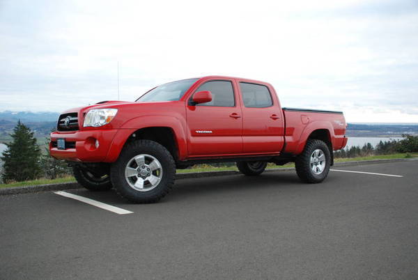 2009 Toyota tacoma stock tire size