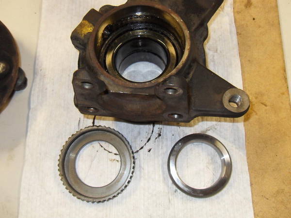 toyota 4wd front wheel bearing replacement #4