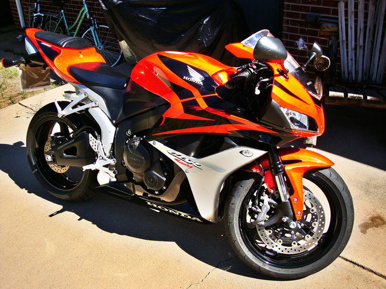 2008 Honda cbr600rr fuel type #5