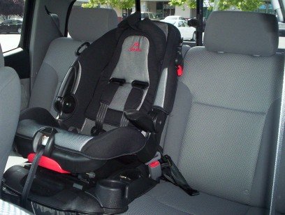 how to install a carseat in a toyota tacoma #4