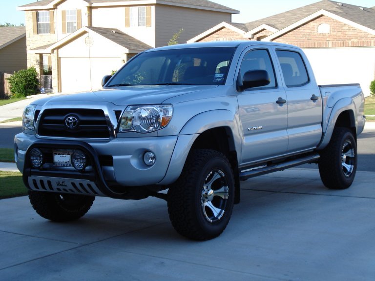 2008 toyota tacoma westin bull bar #2
