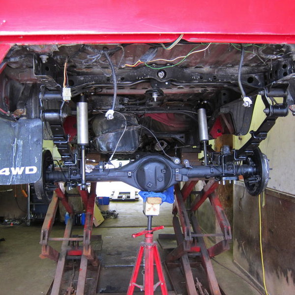 2002 toyota tacoma rear axle housing #2