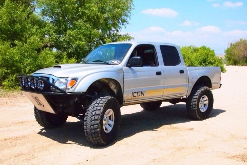 2002 toyota tacoma prerunner 4 door #2