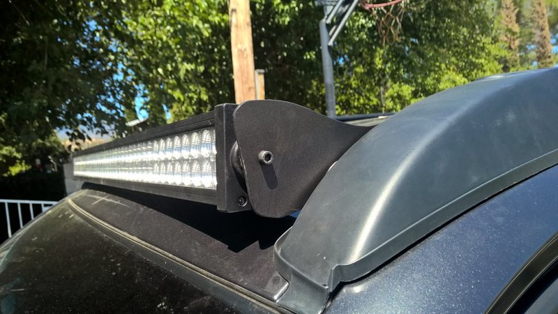 light bar mount for roof rack