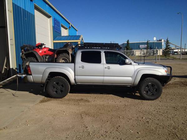 2005 toyota tacoma weight capacity