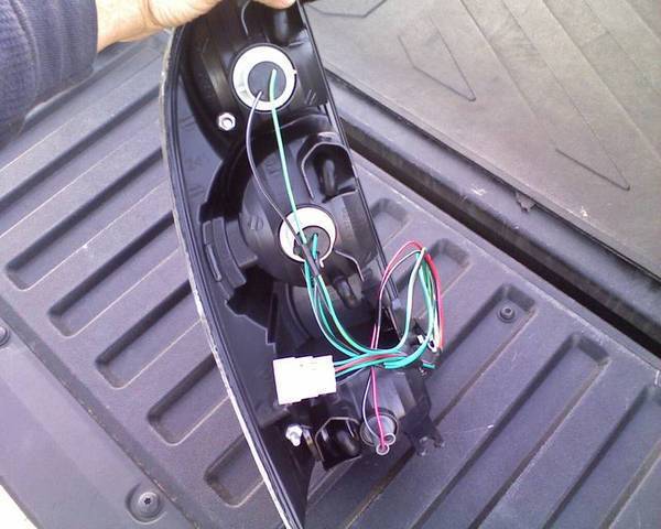 2006 Toyota Tacoma Tail Light Wiring Harness from www.tacomaworld.com