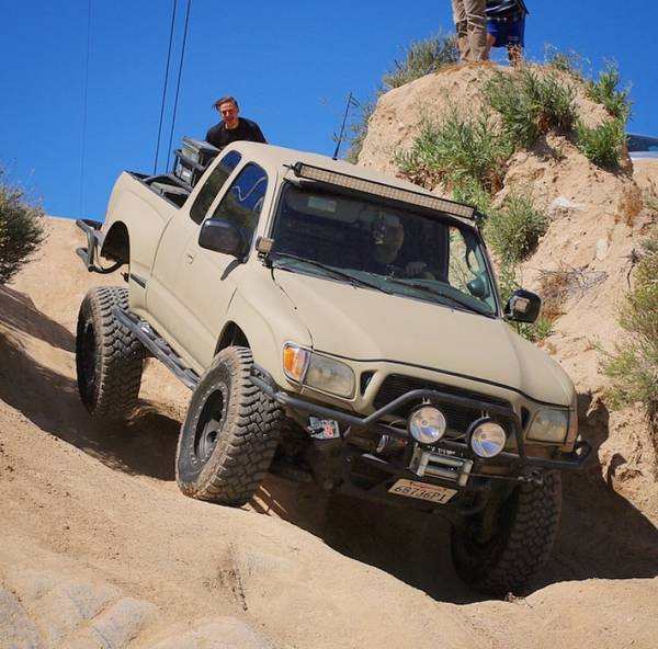 Side step supercharged 1st gen build | Tacoma World