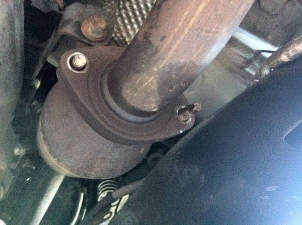 Broken Exhaust Bolts - Damage Control Advice? | Tacoma World