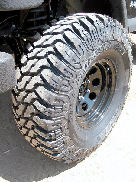 0701_4wd_01_z_cooper_discoverer_stt_side_view_3_