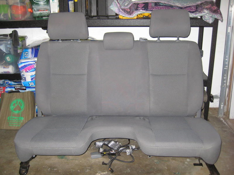'08 Tacoma front bench seat (IMG_12373.jpg) | Tacoma World