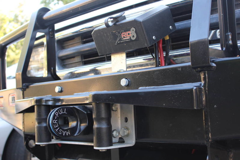 ARB Bumper with Smittybilt XRC8 winch on a 92 toyota pickup (IMG_34152