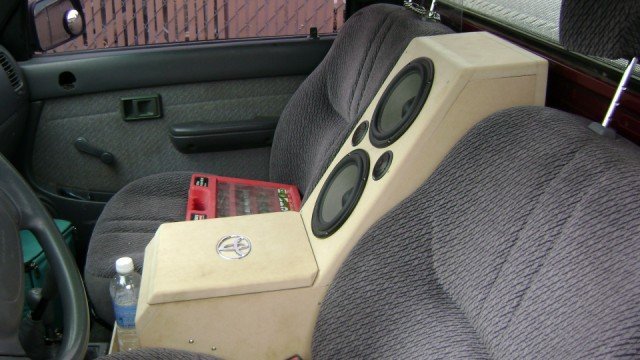 console speaker box